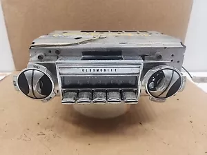 1968 1970 1971 1972 OLDSMOBILE CUTLASS 442 AM Radio (TESTED WORKING) OEM - Bild 1 von 7