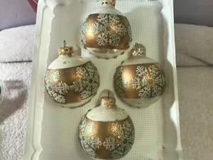 Juego de 4 adornos navideños vintage copo de nieve de cristal EX2379 - Imagen 1 de 5