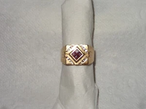 Good Looking Man's 9.9 Gram 14k Gold Ring - Featuring Rubies & Diamonds - Picture 1 of 4