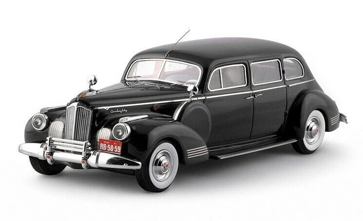 Limusina de 7 asientos Packard Super Eight 180 de 1941 a escala 1:43 de Esval - Imagen 1 de 4