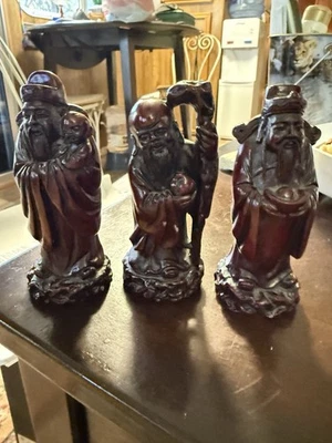 JUEGO DE 3 FIGURAS DE DIOS CHINO/SABIOS/FU LU SHOU RESINA ROJA COLECCIONABLES BUENA SUERTE Foto 1 de 4