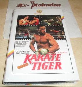 Karate Tiger - Große Hartbox - 37/63 2x Blu Ray B OVP Jean-Claude van Damme - Bild 1 von 5