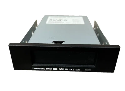 Tandberg Data RDX QuikStor RDX1000 5.25" Internal SATA Docking Station 8629-RDX - Image 1 of 4