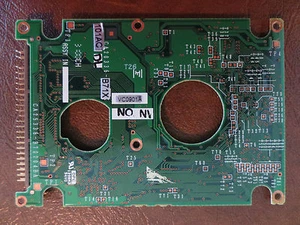 Fujitsu MHK2120AT CA05366-B01400DL 91C-D834 20 GB 2,5" IDE/ATA PCB - Bild 1 von 1