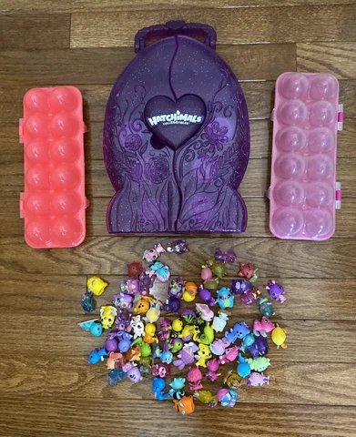 Mixed Lot of 66 Hatchimals Colleggtibles  & Purple Carrying Case & 2 Egg Cartons Cover