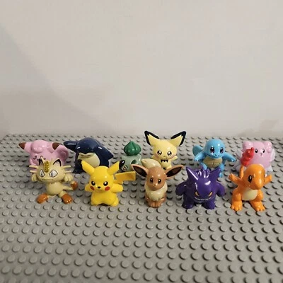 Pokemon MiniFigs Set Of 11 GENGAR EEVEE CHARMANDER PIKACHU SQUIRTLE BULBASAUR + - Image 1 of 4