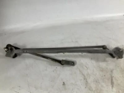 16-20 Chevrolet Camaro 2SS Coupe Front Windshield Wiper Transmission Linkage S - Image 1 of 4