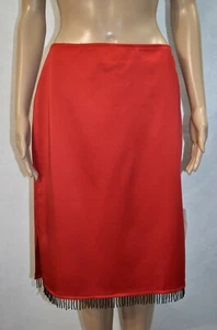 Falda Ronni Nicole Talla 8 Roja con Cuentas Negras - Imagen 1 de 7
