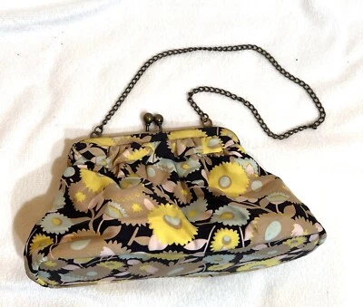 Bolso Cartera Floral Pequeño GAP Kiss Lock Amarillo Marrón Correa de Cadena Foto 1 de 4