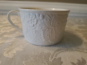 MIKASA English Countryside Tea Cup White GUC - Picture 1 of 6