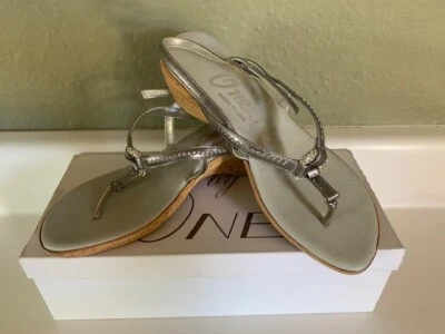 ONEX SANDALIA TACÓN CORCHO ESTRÁS CUERO METALIZADO PLATEADO TALLA 7 CON CAJA USADA EN EXCELENTE ESTADO Foto 1 de 4