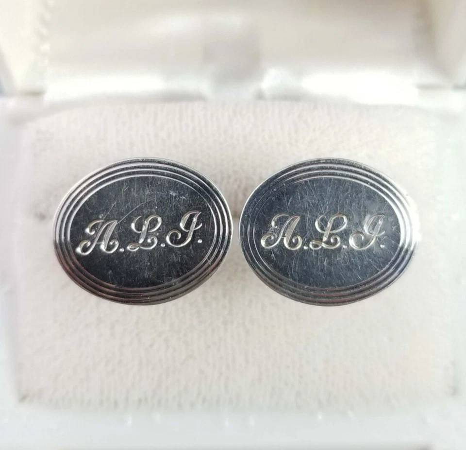 Gemelos ovalados con monograma de plata esterlina Tiffany & Co de colección, inicial A.L.J Foto 1 de 1