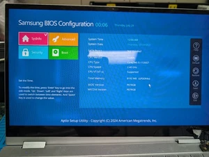Samsung NP730QDA Core i5-1135G7 8GB *Cracked Glass No SSD - Picture 1 of 10