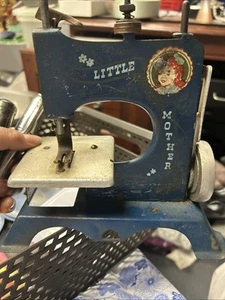 VINTAGE LITTLE MOTHER Hand Controlled Toy Sewing Machine, Blue, Seized Mechanism - Picture 1 of 7