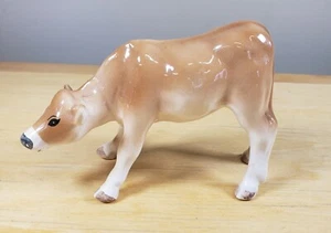 Mella Ware England Porcelin Cow. Beautiful!! - Picture 1 of 3
