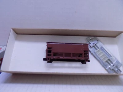 ORE CAR  FOR UNDECORATED . BY ROUND HOUSE NIB PO KIT - Image 1 of 4