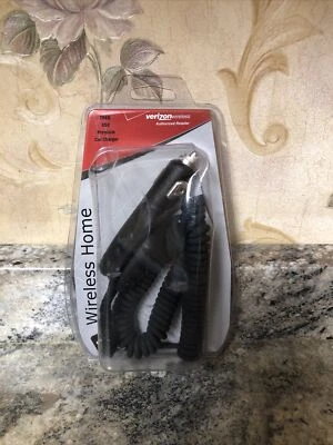 New Verizon Vehicle Charger Treo 650 Premium Car Charger - Image 1 of 4