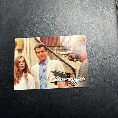 Cnt James Bond World Is Not Enough 1999 #50 Denise Richards Pierce Brosnan Foto 1 de 2