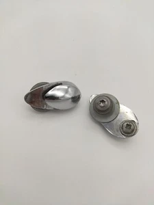 USED CLASP HOOD MG A / B REAR (Fijacion capota trasera usada) 14B1730 - Imagen 1 de 1