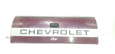 Puerta trasera roja con panel de acabado trasero OEM 1998 Chevrolet 1500 Foto 1 de 4