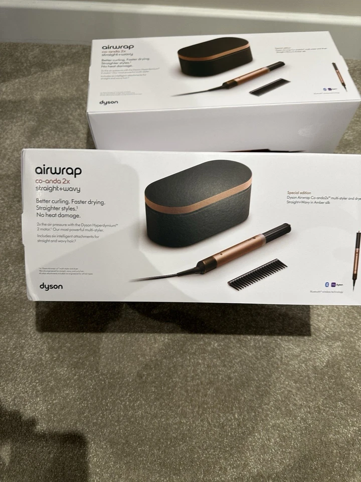 Airwrap Co-anda 2x™ multi-styler Straight to Wavy Amber Silk / Pink Champagne - Image 1 of 4