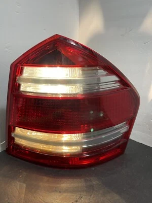 07 08 09 MERCEDES BENZ GL450 TAILLIGHT RIGHT PASSENGER CLEAN NICE TAIL LAMP OEM Foto 1 de 4