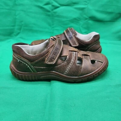 Clarks Boys Size 11.5 Wide Brown Leather Adjustable Strap Comfort Shoes - Image 1 of 4