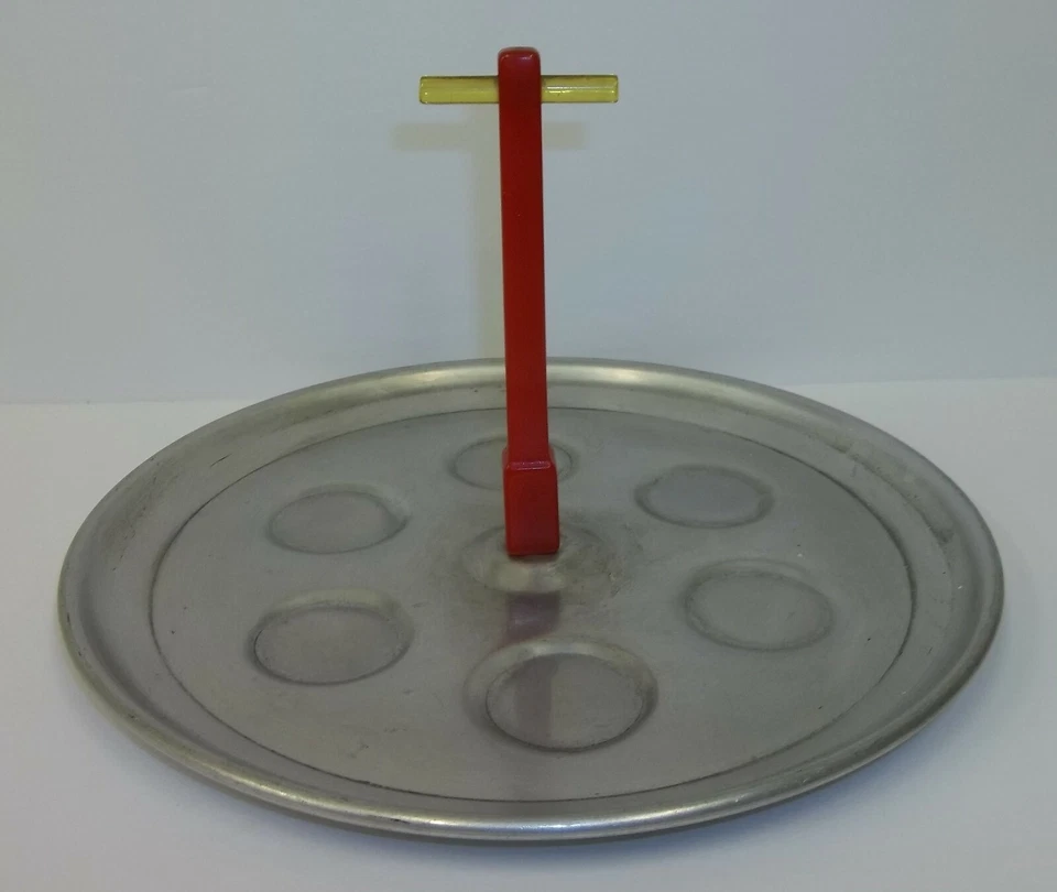 Bandeja portavasos de vidrio de chupito de bar vintage con mango de baquelita rojo cereza Foto 1 de 3