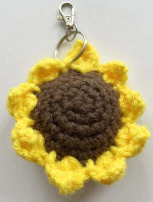Llavero Girasol Crochet, Llavero Floral Hecho a Mano Divertido Bolso Decoración Accesorios Foto 1 de 3