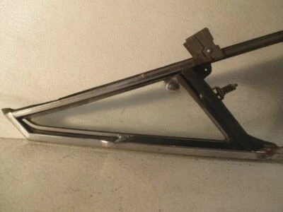 Vidrio de ventilación frontal para conductores con marco para Buick Skylark 66-67 4 puertas techo rígido Foto 1 de 4