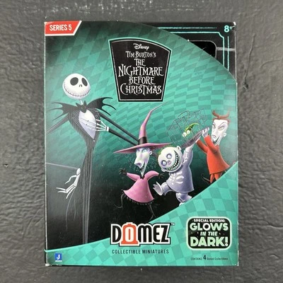 Domez: Serie 5 - Pesadilla antes de Navidad - Brilla en la oscuridad Edición especial Foto 1 de 4