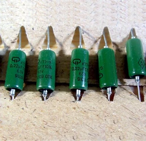 30pcs Polycarbonate Film Capacitor 0.22uF 63V 5% K77-1 Audio Amplifier USSR - Picture 1 of 3