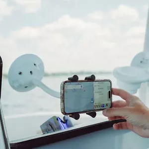 SeaSucker Flex-X White Smartphone Mount - Windscreen Mounted Phone Holder - Bild 1 von 2