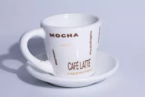 Winziger Cappuccinobecher mit Untertasse Set - Bild 1 von 8