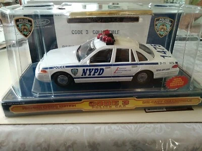 Code 3 Premier Chiefs City Of New York NYPD Police Car & Patch Cert.1:24. - Image 1 of 4