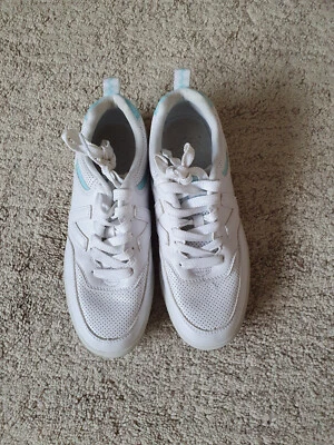 Vty Sneaker in Gr. 39 Turnschuhe - Bild 1 von 4