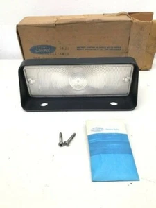  NOS FORD OEM Clear Front Parking Lamp Lens 71-72 Mercury Monterey D1MY-13208B - Picture 1 of 2