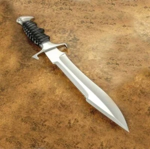 CUSTOM HANDMADE D2 STEEL BOWIE KNIFE | BULL HORN HANDLE & LEATHER SHEATH - Picture 1 of 5