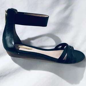 LOUISE ET CIE OROYA LOW WEDGE SANDALS Ankle Strap Black Leather SZ. 8M 8 38 FLAT - Picture 1 of 8