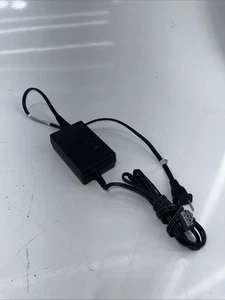 Genuine HP OEM Charger AC Power Adapter 0957-2231 - Picture 1 of 6