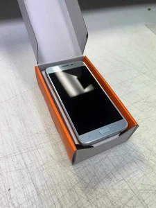 Samsung Galaxy J7 Star 32 GB - T-Mobile bloqueado - Imagen 1 de 4