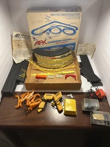 Vintage Aurora AFX Model Motoring Championship Raceway RICHARD PETTY - LEGGI - π₯ - Foto 1 di 24