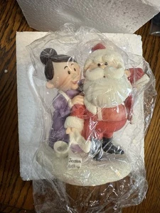 Enesco Rudolph and The Island of Misfit Toys " Santa and Mrs. Claus"- 557609L - Picture 1 of 9