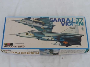 1/72 Hasegawa SAAB AJ-37 VIGGEN Swedish Jet Fighter Plastic Model Kit Complete - Picture 1 of 2