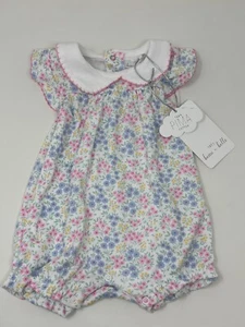 Tres Beau et Belle Baby Mädchen 0-3 Monate Blumenmuster 1 Stück Neu mit Etikett - Bild 1 von 4