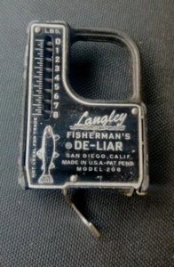Vintage Langley Fisherman's DE-LIAR 25,5" Maßband & Gewicht Waage, Modell 208 - Bild 1 von 2