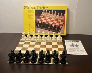 Vintage 1992 Pavilion CHESS TEACHER Game Board Complete Toys R Us - Picture 1 of 12