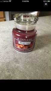 Bath & Body Works Slatkin & Co Spiced Cider Candle 3.7 oz NEW! - Picture 1 of 1