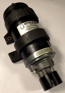 Octopus mod. 2012, 2,000cc/min 12 VDC Flow Reversing Piston Pump - Picture 1 of 6