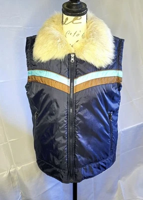 Charlotte Russe Puffer Vest with Fur Collar Dark Blue Large Cold Weather Vest - Image 1 of 4